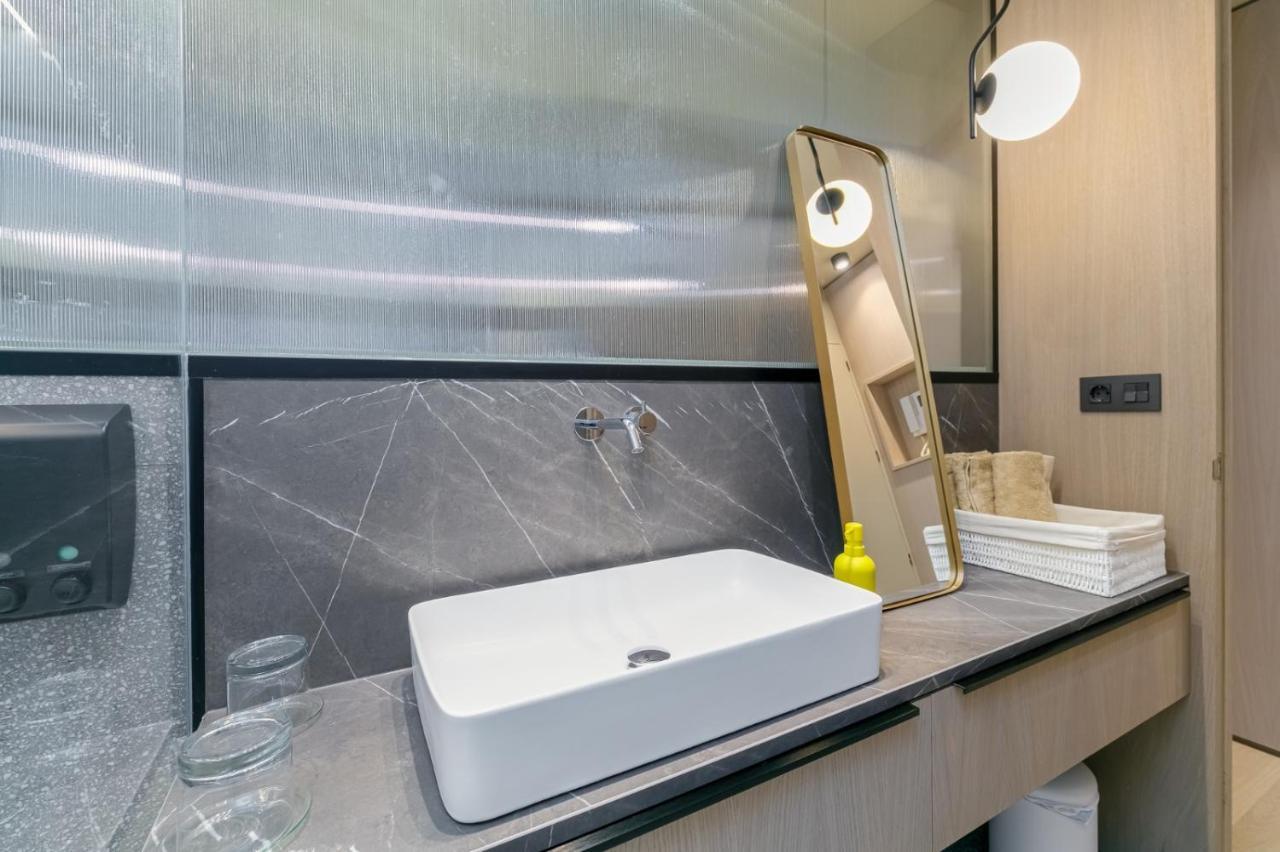 De Lujo Puerta Del Sol+parking Appartement